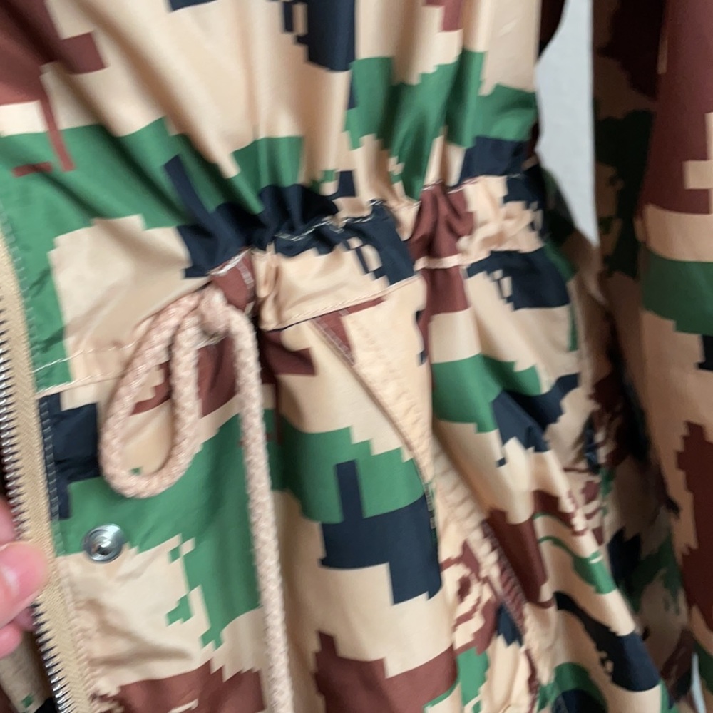 Camouflage rain jacket - Picture 4 of 7